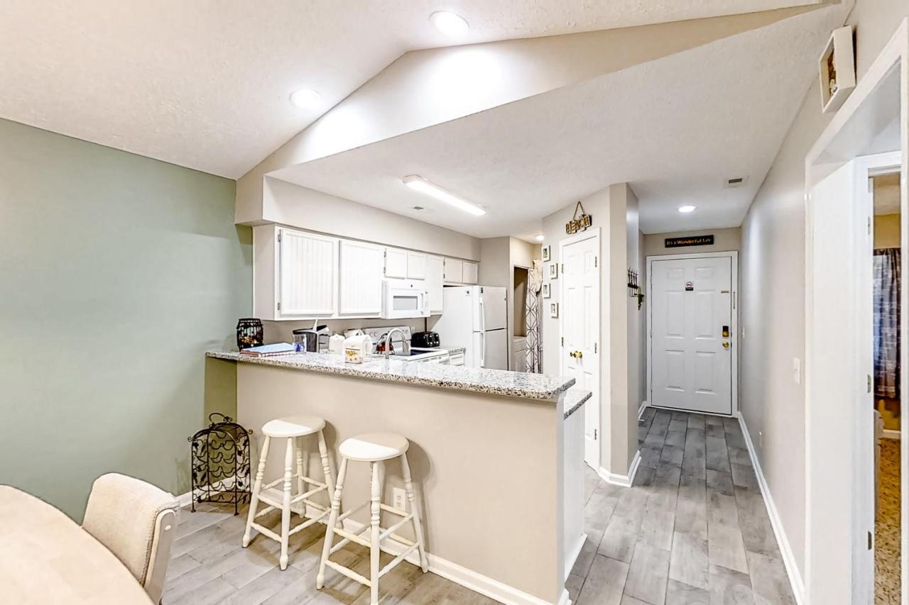 Pinehurst Condos, Unit 6-J Полис Айлънд Екстериор снимка